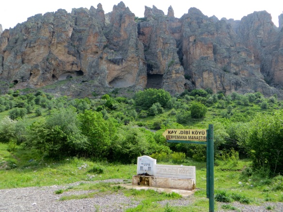 The cesme near Kayadibi. 